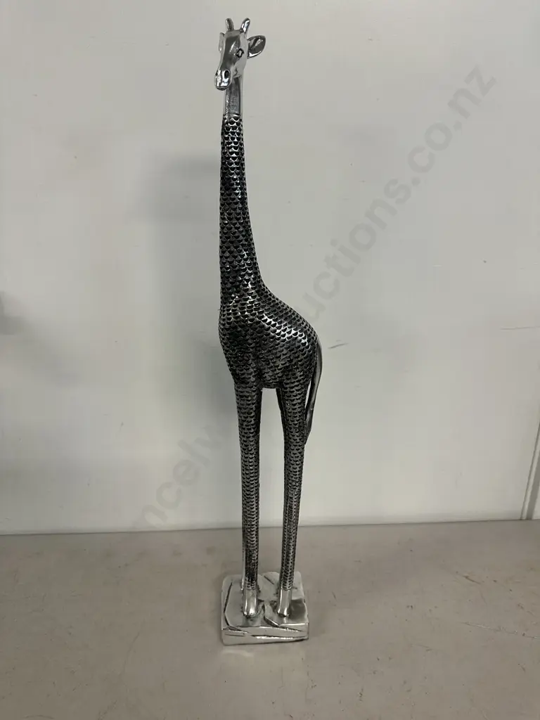 Decorative Giraffe Figurine H58cm. Image 1++