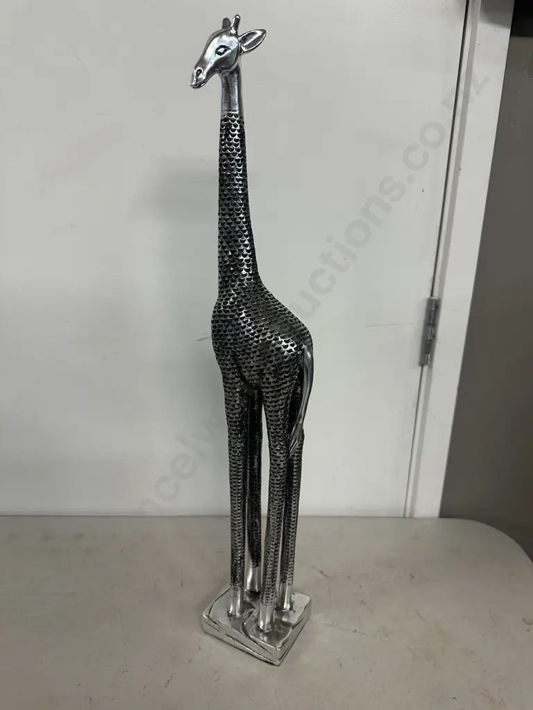 Decorative Giraffe Figurine H58cm. Image 1++