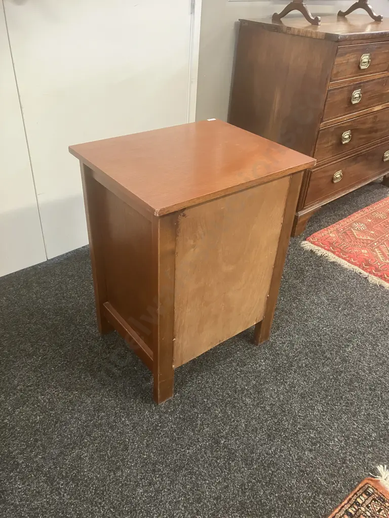 Oak 3 Drawer Bedside Cabinet With Black Metal Drop Handles. H71 W54 D44cm Image 1++