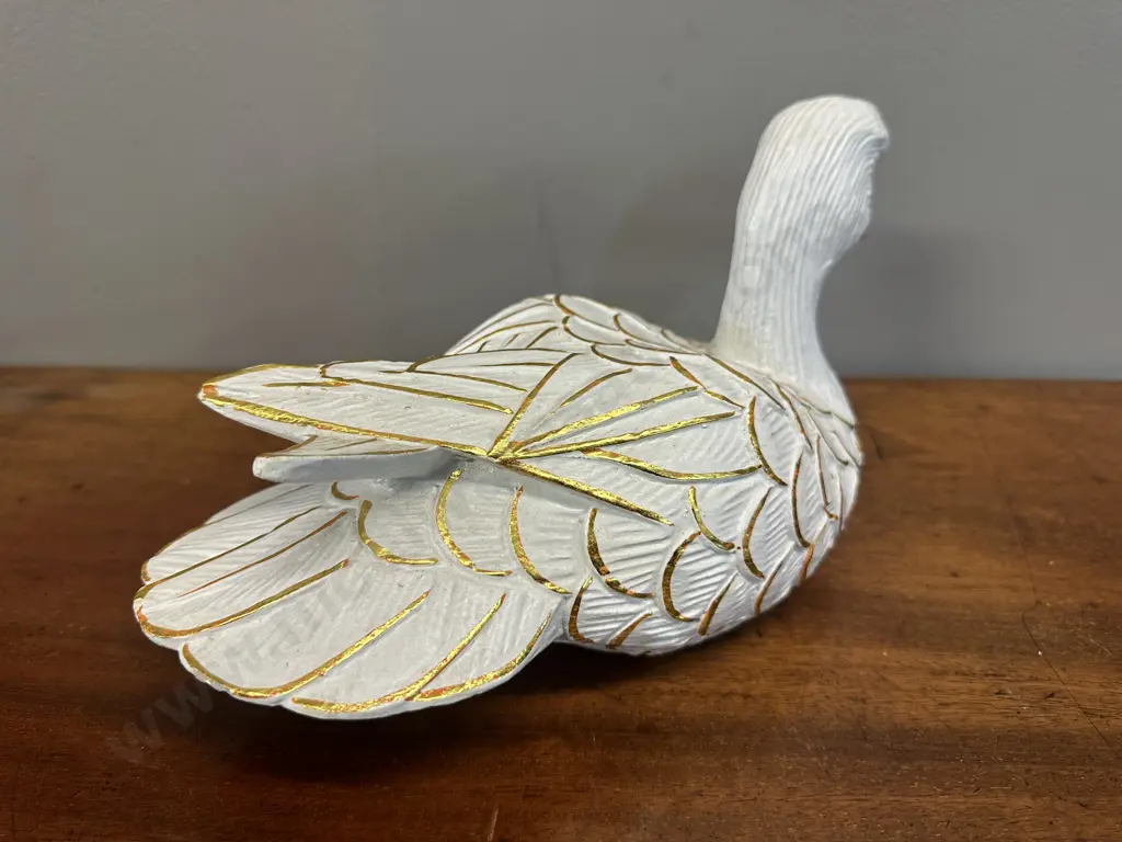 Ornamental Wooden White & Gold Detailed Duck Image 1++