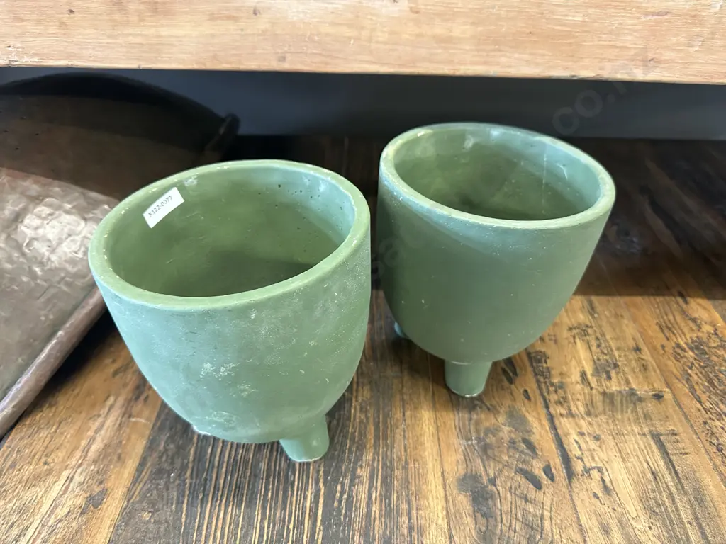 Pair of Sage Footed Planters. 19 x 16.5cm Image 1++