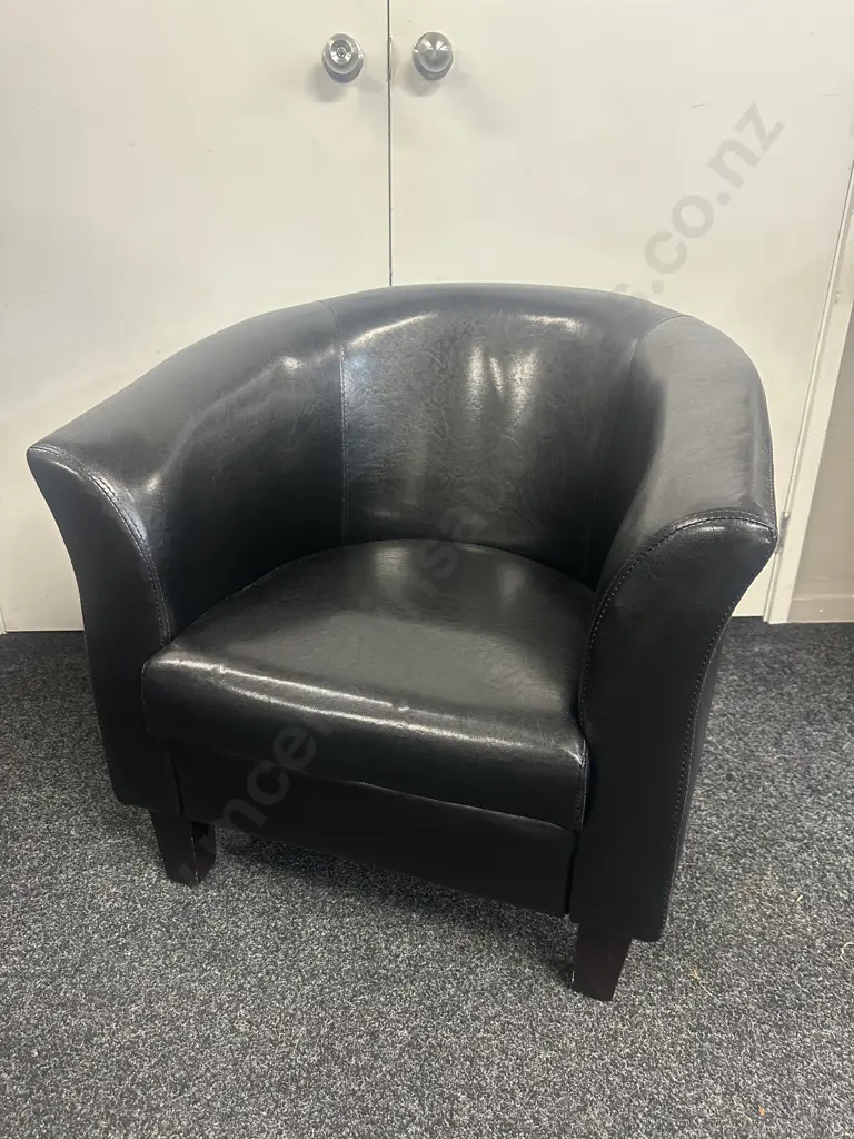 Black Leather Look Tub Chair W73cm. Image 1++