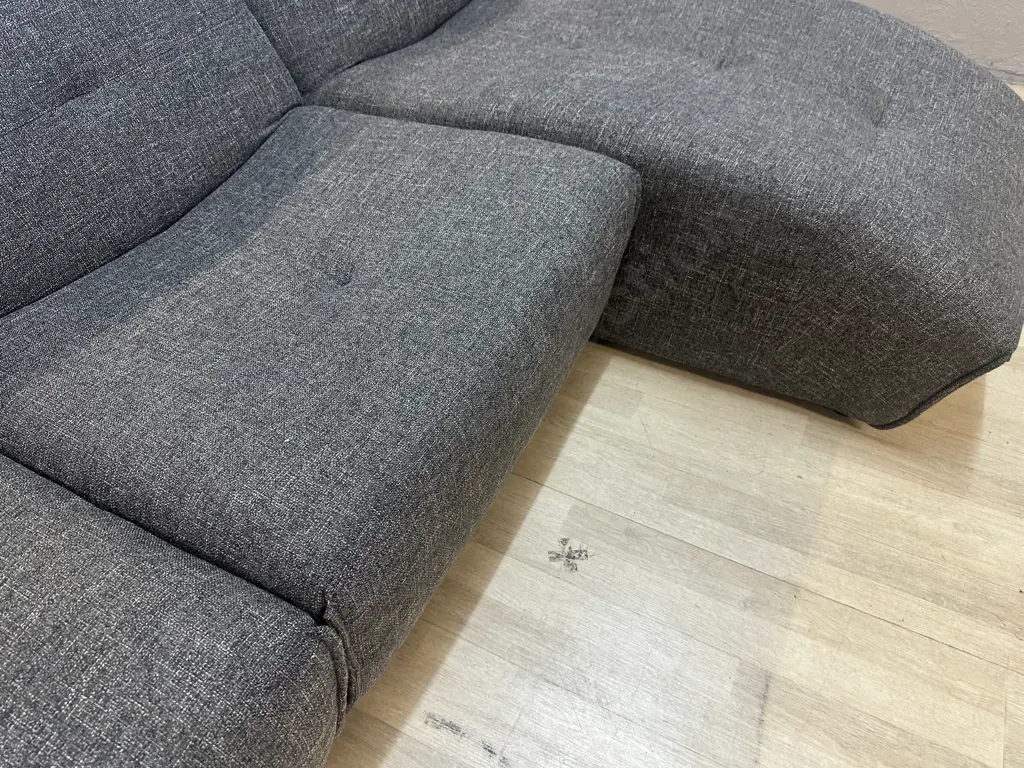 Modernist John Young Furniture Three Seater With Chaise Grey Fleck Image 1++