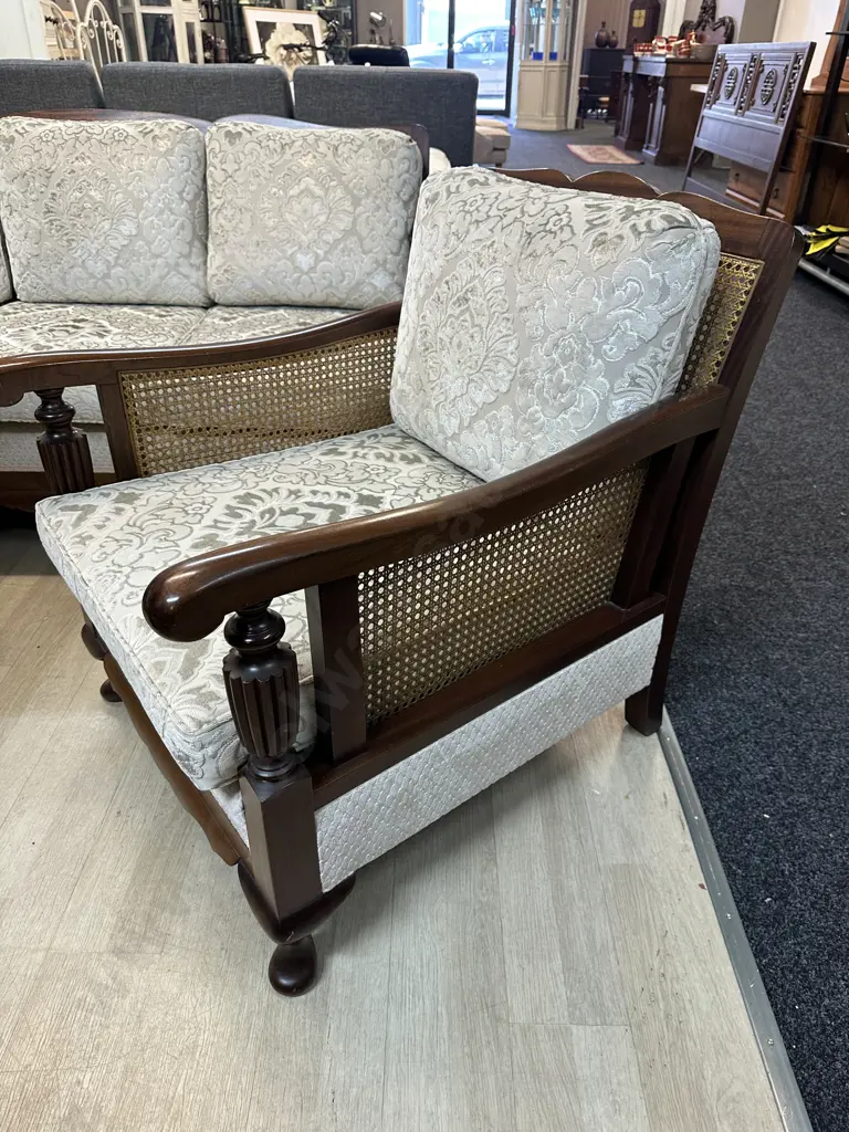 Mahogany Framed Bergere Lounge Suite With Cream Upholstery Image 1++