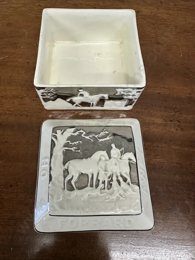 Vintage Wedgwood D Ye Ken John Peel  Trinket Dish Image 1++