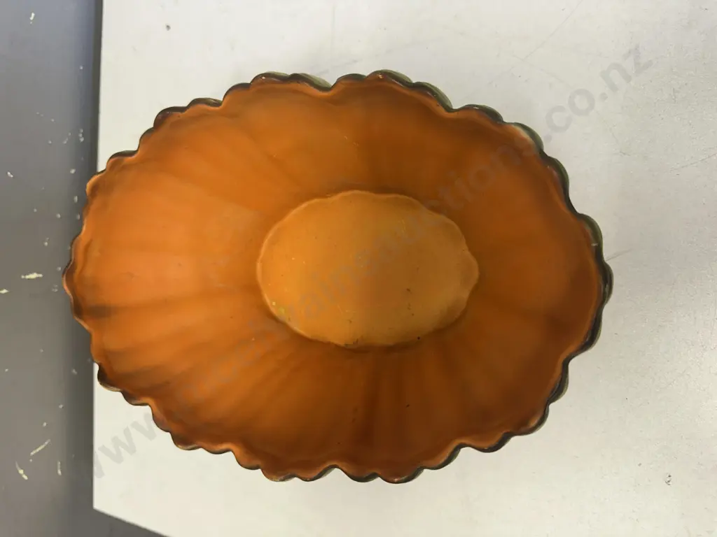 Rare Sylvac Fruit Bowl Shell Design Decorative Vintage H11,L29cm. Image 1++