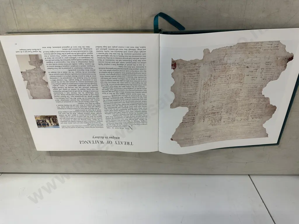 Large 1989 Hardcover Book 'Making Of New Zealand'  Image 1++