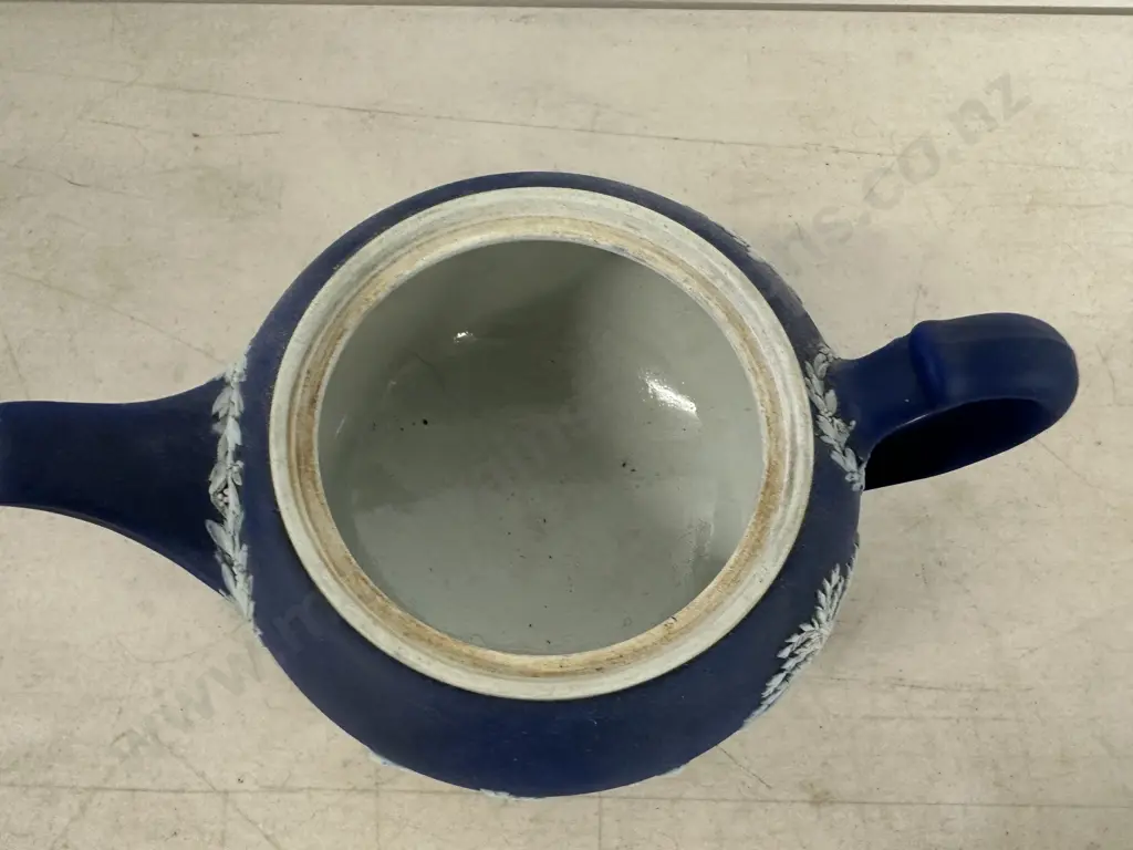 Vintage Wedgwood Colbalt Blue Jasperware Teapot & Trivet Image 1++