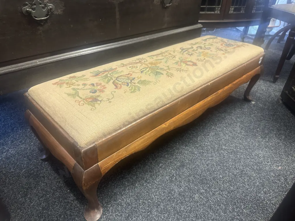 Queen Anne Style Needlepoint Upholstered Fire Bench / Long Footstool. H32 W110 D39cm Image 1++