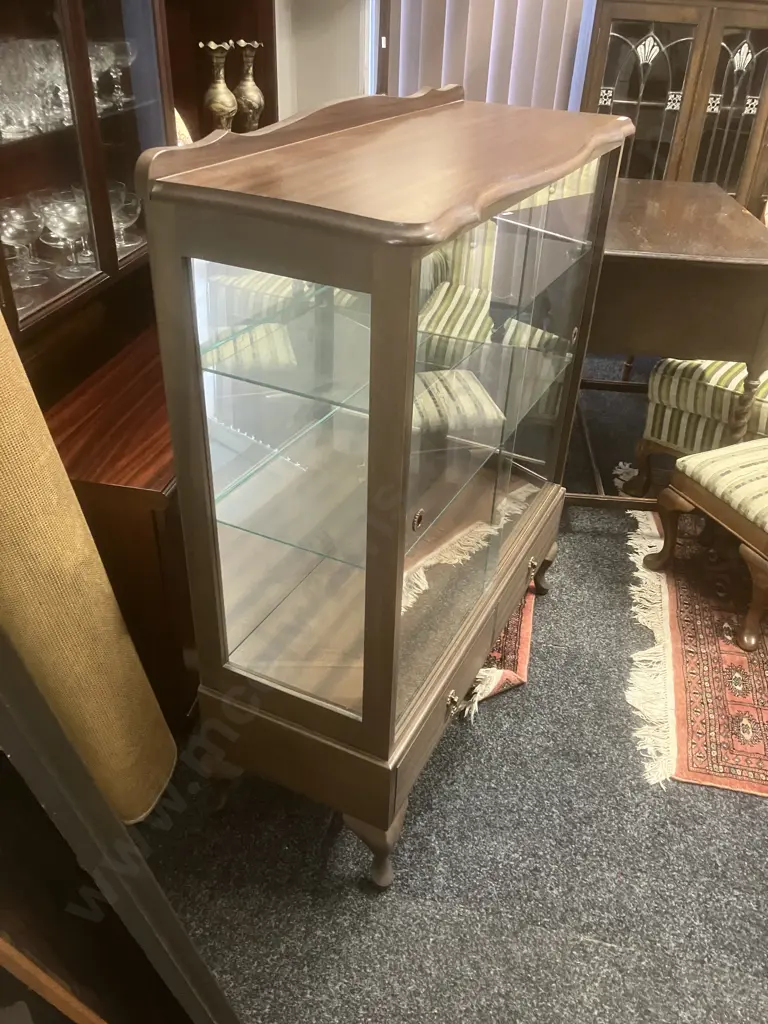 Vintage Laloli Furniture Glass Display Cabinet, Glass Shelves, Mirror Back, 2 Drawers In Base, Cab Legs. H108 W88 D36cm Image 1++