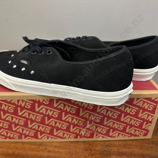 Pair Of Vans Spikes Black Shoes US Mens Size 11