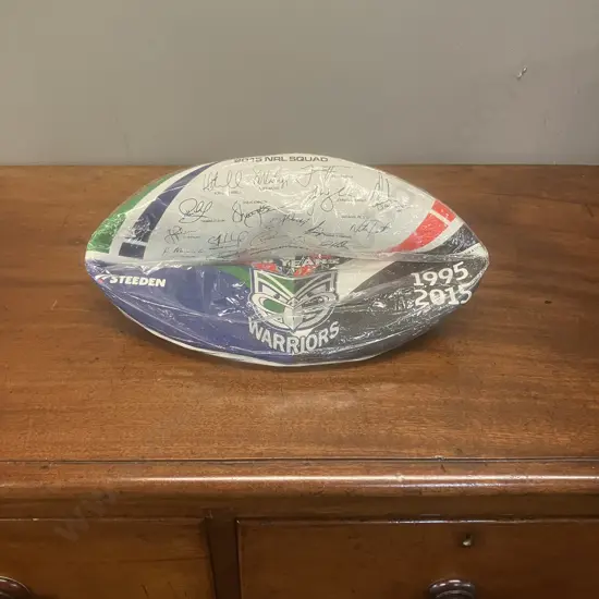 Steeden NZ Warriors (1995 - 2015) 20 Years Supporters Ball With Printed 2015 NRL Squad Signatures