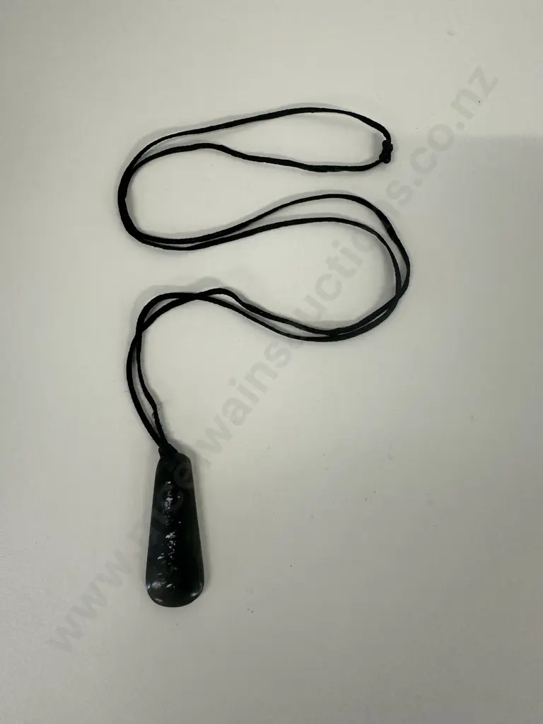 Green Stone Pendant On Cord Necklace Image 1++