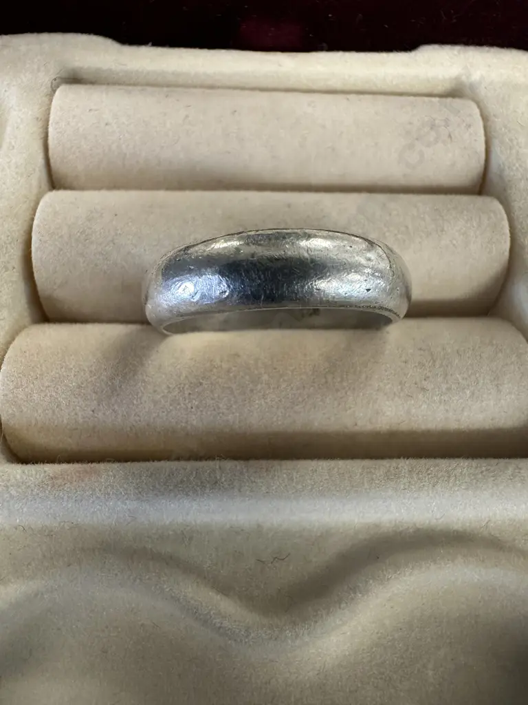 Stamped 925 Sterling Silver Ring Image 1++