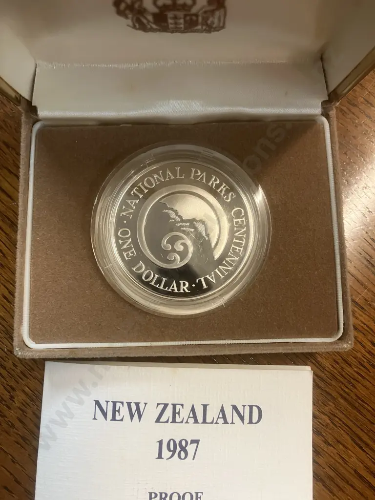 New Zealand 1987 Silver Dollar Proof Coin - National Parks With Case & Info Card (0.925 Silver Proof Coin) Image 1++