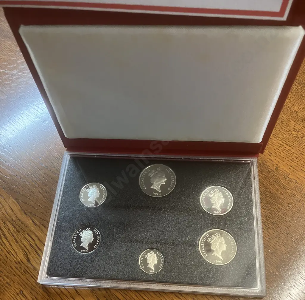 New Zealand 1990 Annual Proof Coin Set - 0.925 Silver $1 & $2, With Case & Info Card Image 1++