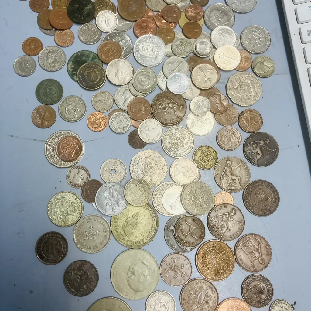Coins - Assorted New Zealand, Australian, South African, French Etc Image 1++