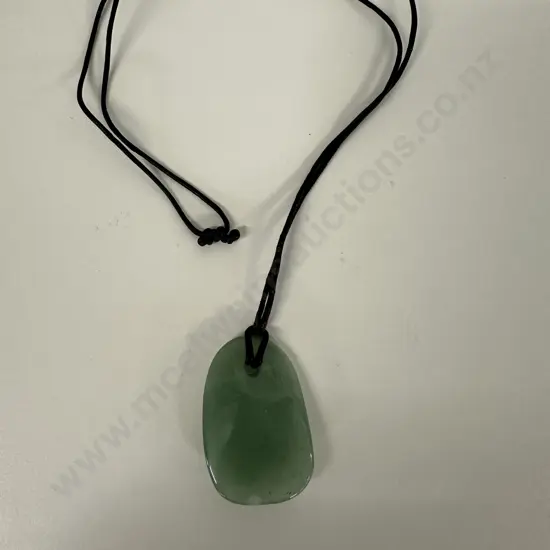 Poumanu Necklace L40.5cm.