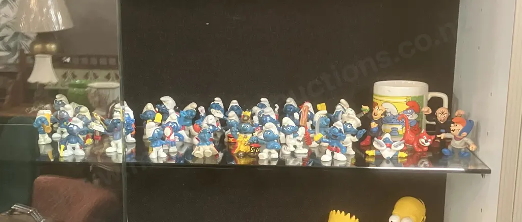 Smurfs - Assorted & Smurf Mug Image 1++