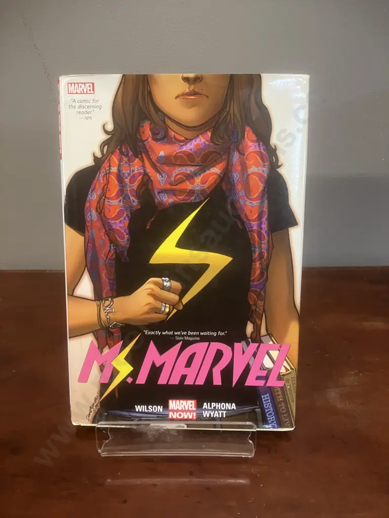 MS MARVEL Vol 1 MARVEL Comic Book Graphic Novel - First Edition First Print 2015 Hardback. ISBN 9780785198284 Image 1++