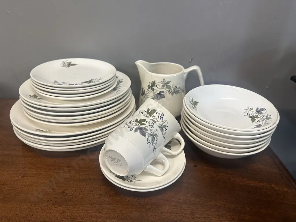 New Zealand Crown Lynn Crockery 'Vintage' Pattern #982 Including Dinner Plates, Bowls, Duos & Milk Jug (as found) Image 1++