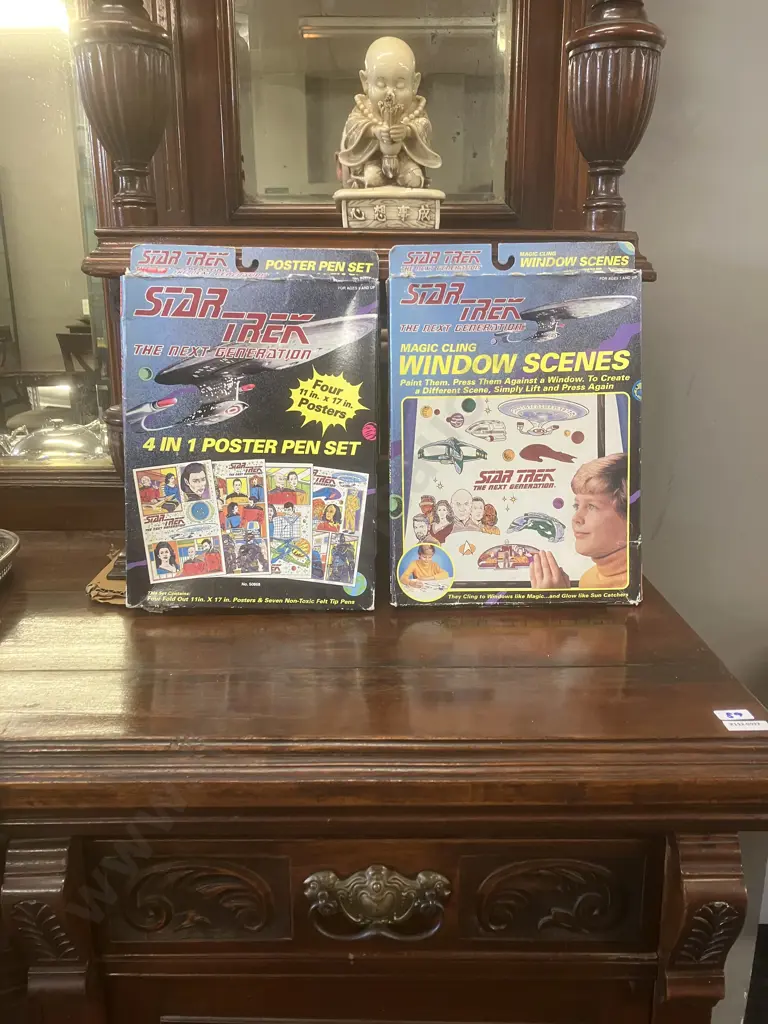 Vintage 1993 Star Trek The Next Generation 4 In 1 Poster Pen Set #50868 & Magic Cling Window Scenes #50867 Image 1++