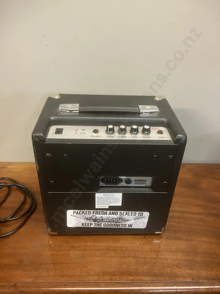 Ashdown Studio Junior 15W Combo With 1x10 Speaker Image 1++