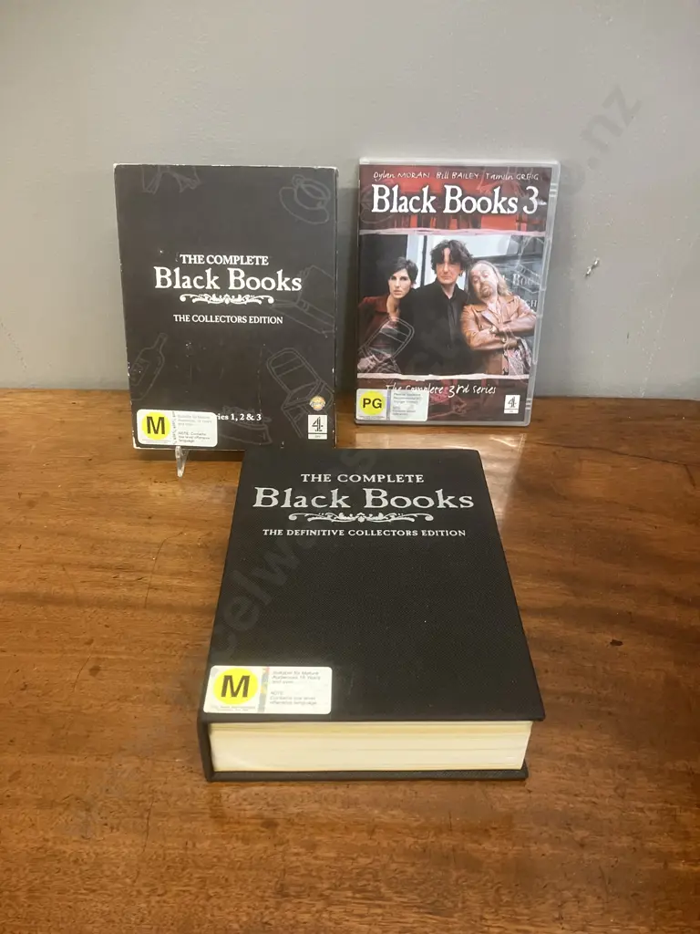 Black Books DVDs / Wine Set The Definitive Collectors Edition Box Set, Collectors Edition Box Set & Black Books 3 Image 1++