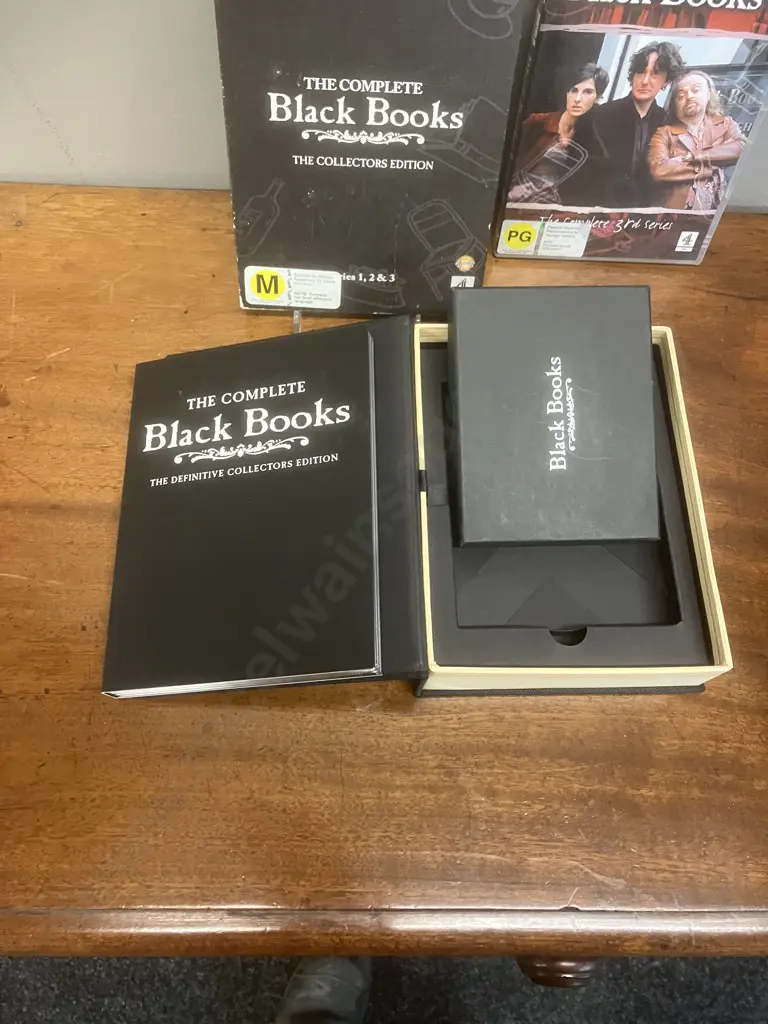 Black Books DVDs / Wine Set The Definitive Collectors Edition Box Set, Collectors Edition Box Set & Black Books 3 Image 1++