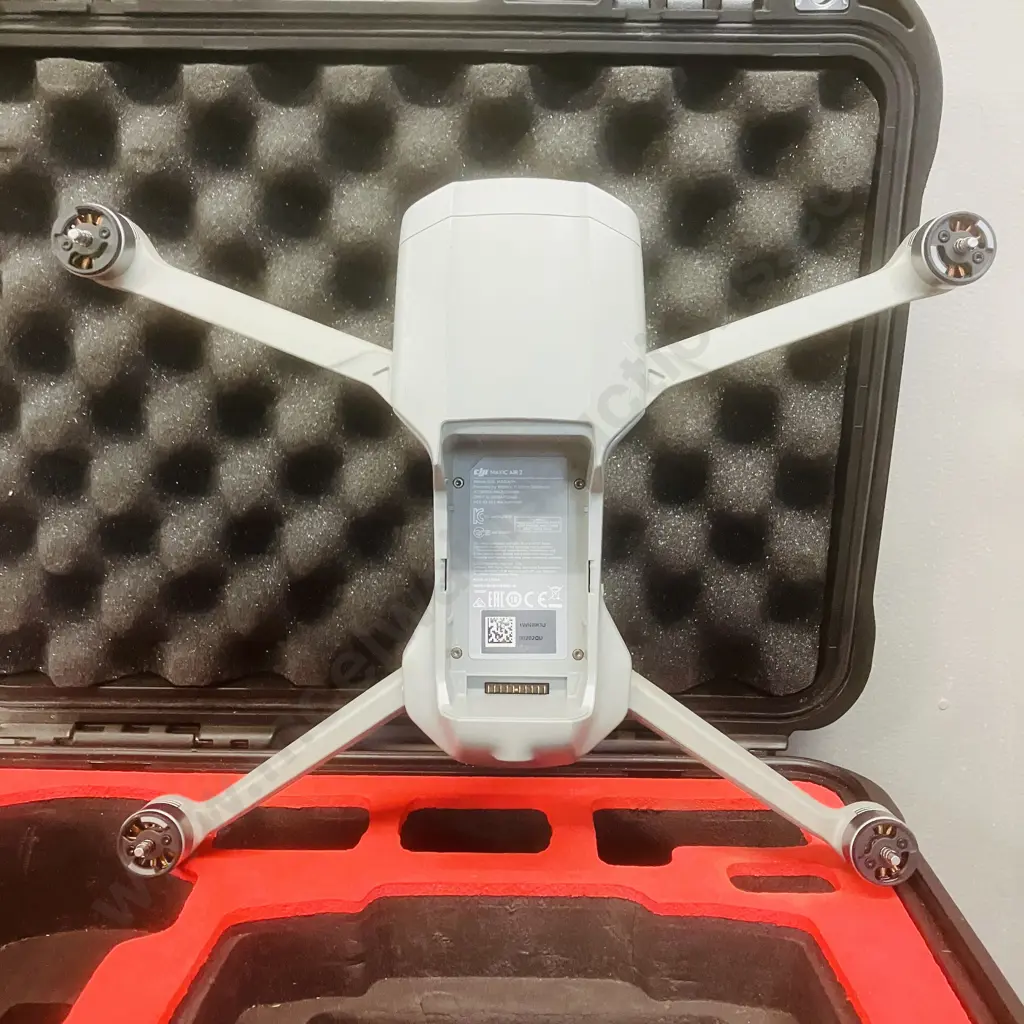 DJI Mavic Air 2 Drone, (MA2UE1N) & Remote Controller (DJI RC231), In PGYTECH DJI Safety Carry Case (No Charger or Leads) Image 1++