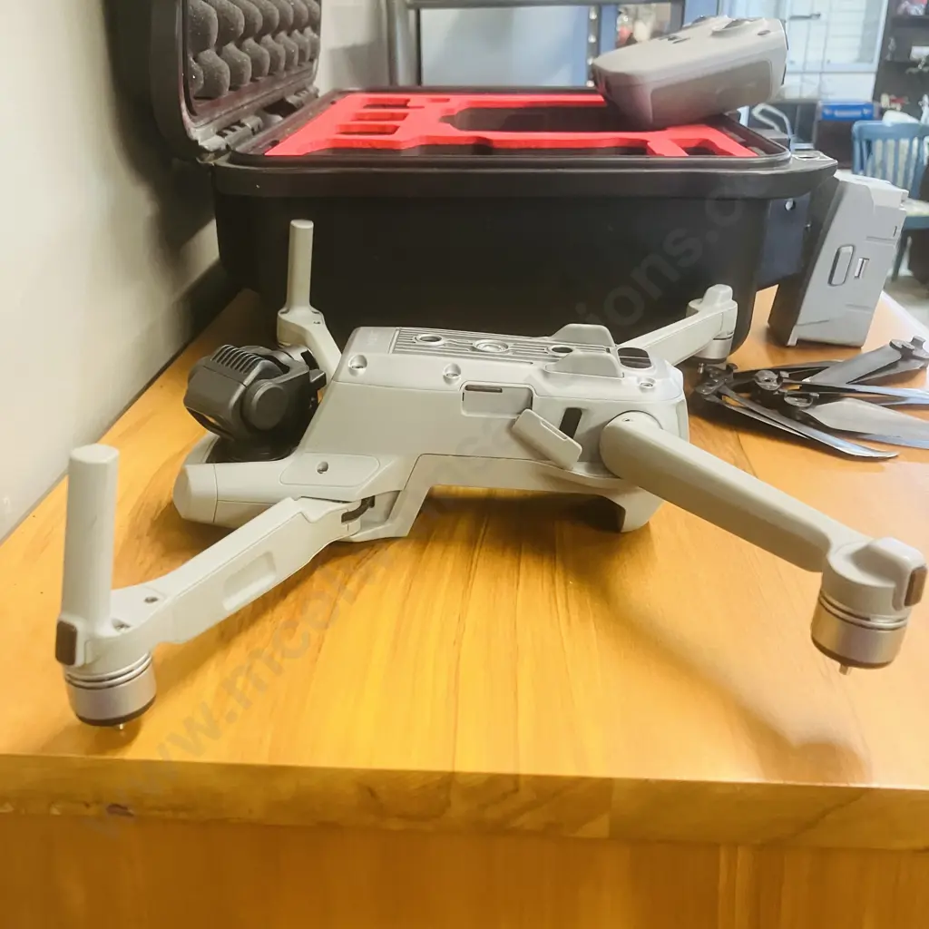 DJI Mavic Air 2 Drone, (MA2UE1N) & Remote Controller (DJI RC231), In PGYTECH DJI Safety Carry Case (No Charger or Leads) Image 1++