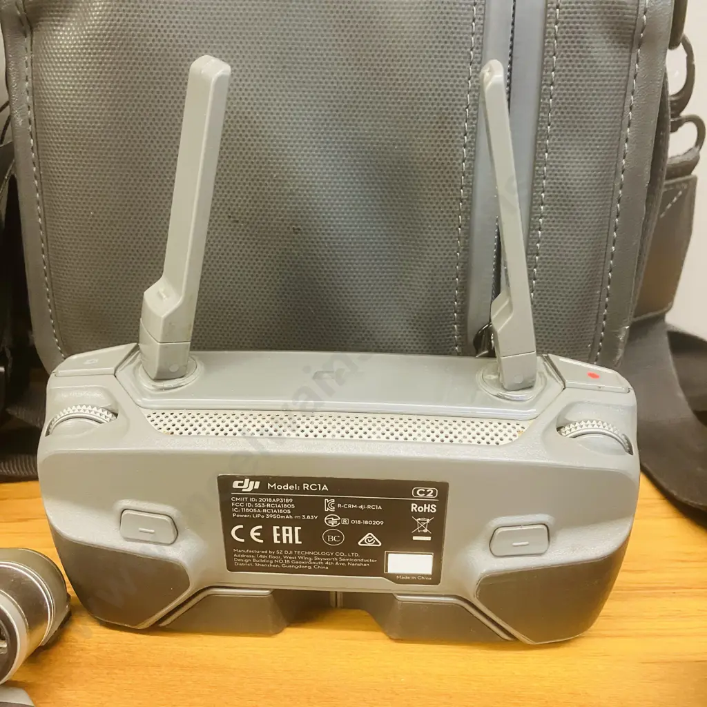 DJI Mavic 2 Zoom Drone, (L1Z) & Remote Controller (DJI RC1A) With Charger in Two DJI Soft Carry Cases Image 1++