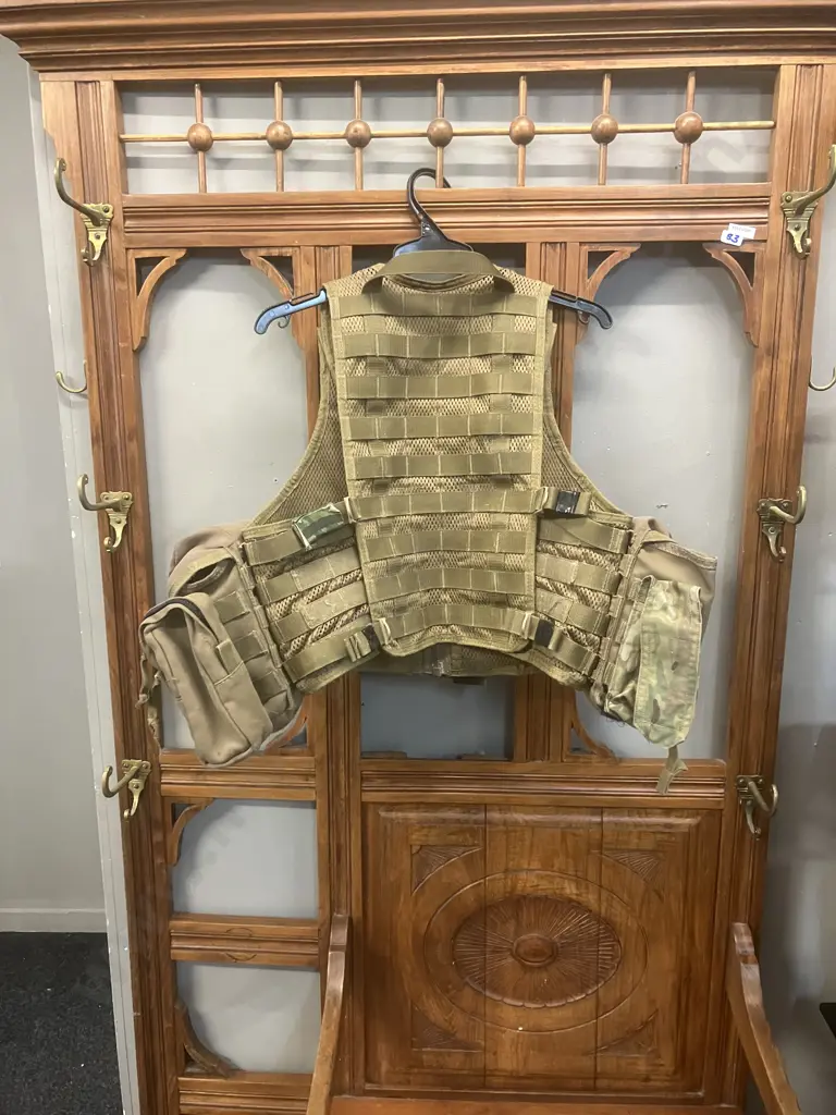Vintage NZDF Molle Tactical Vest (2010 Motorsport Apparel) Image 1++