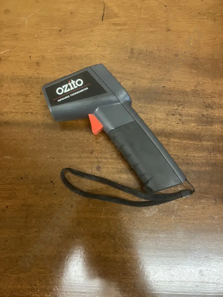 Ozito Infrared Thermometer IFT-520 Image 1++
