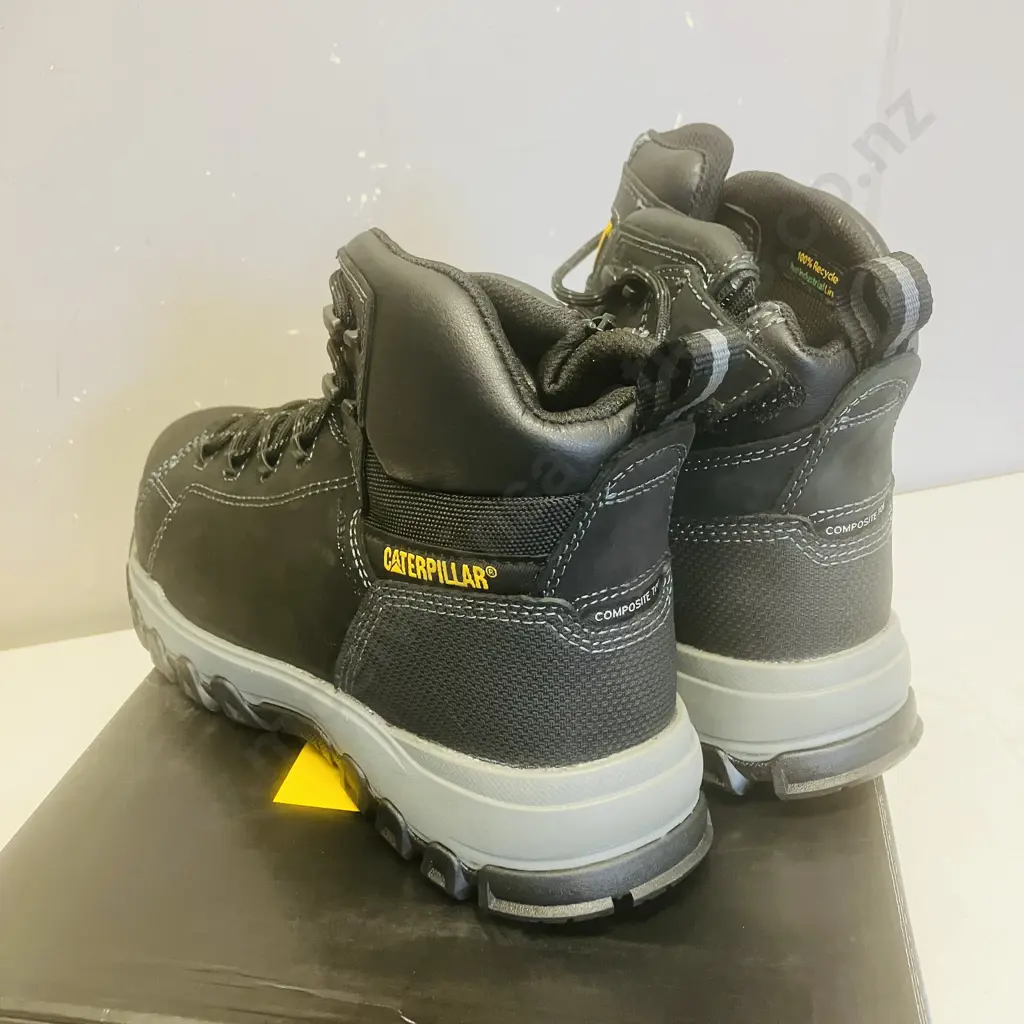 CAT Caterpillar Threshold Waterproof Safety Boot - Mens Sz UK8 Black Image 1++