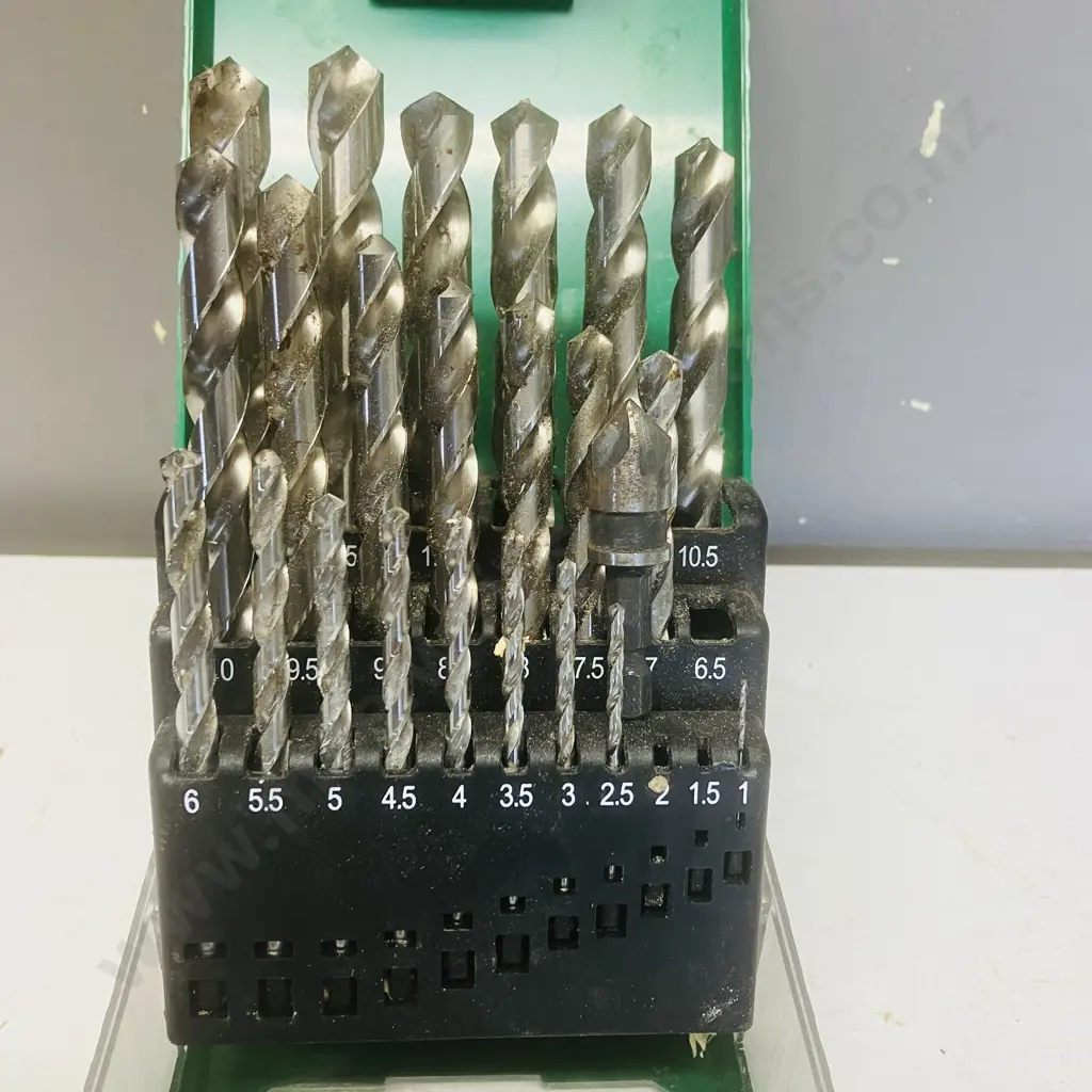 Sutton Tools Metric EM3 Drill Bits In Case Image 1++