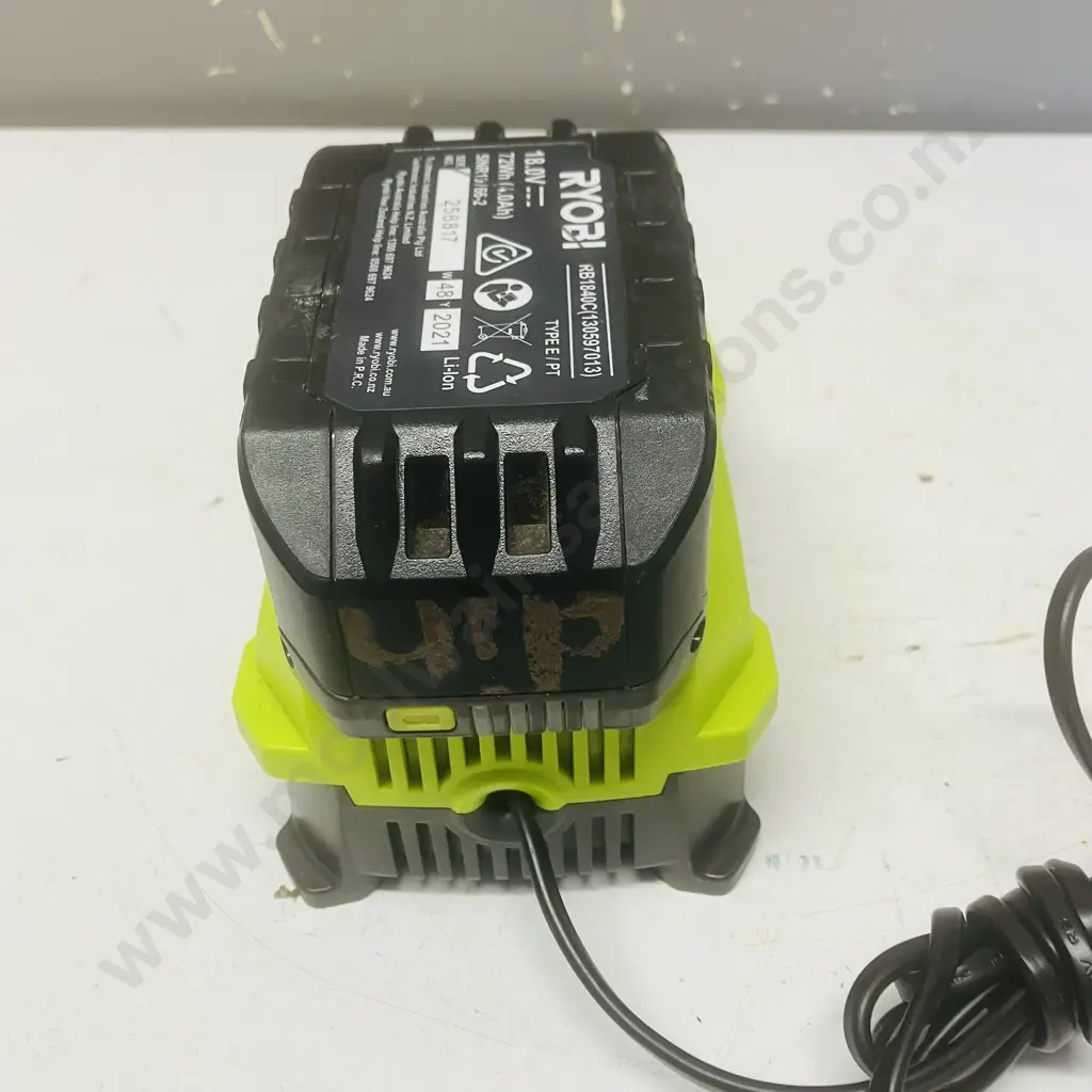 Ryobi 18V Charger With 4.0Ah Battery Image 1++