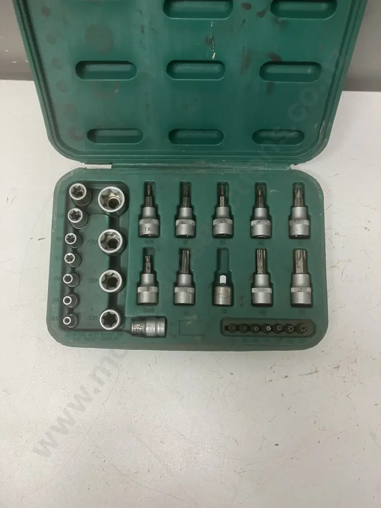 HONITON Torx Socket Set In Molded Case Image 1++