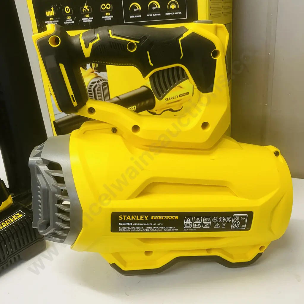 Stanley Fatmax 18V Brushless Blower, 4.0Ah Battery & Charger Image 1++