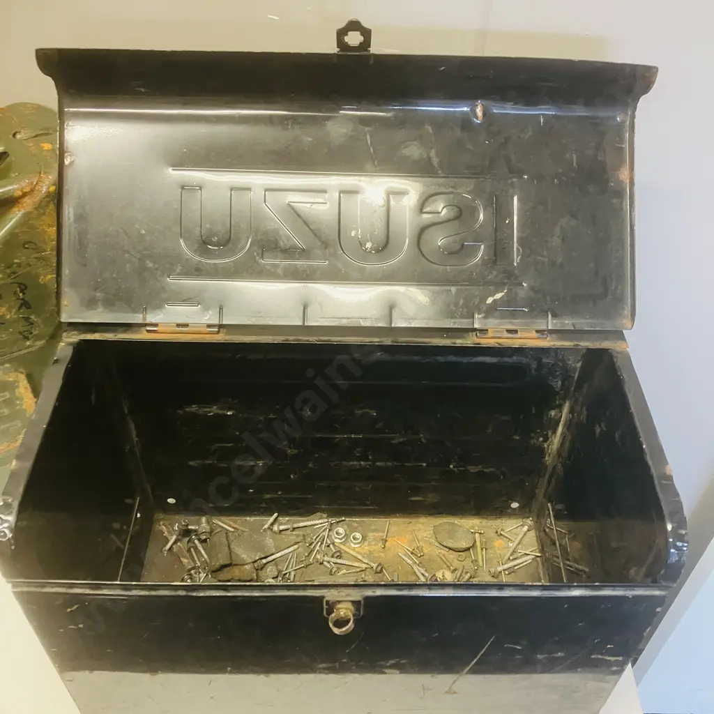 Black ISUZU Toolbox & 20 Litre Steel Jerry Can Image 1++