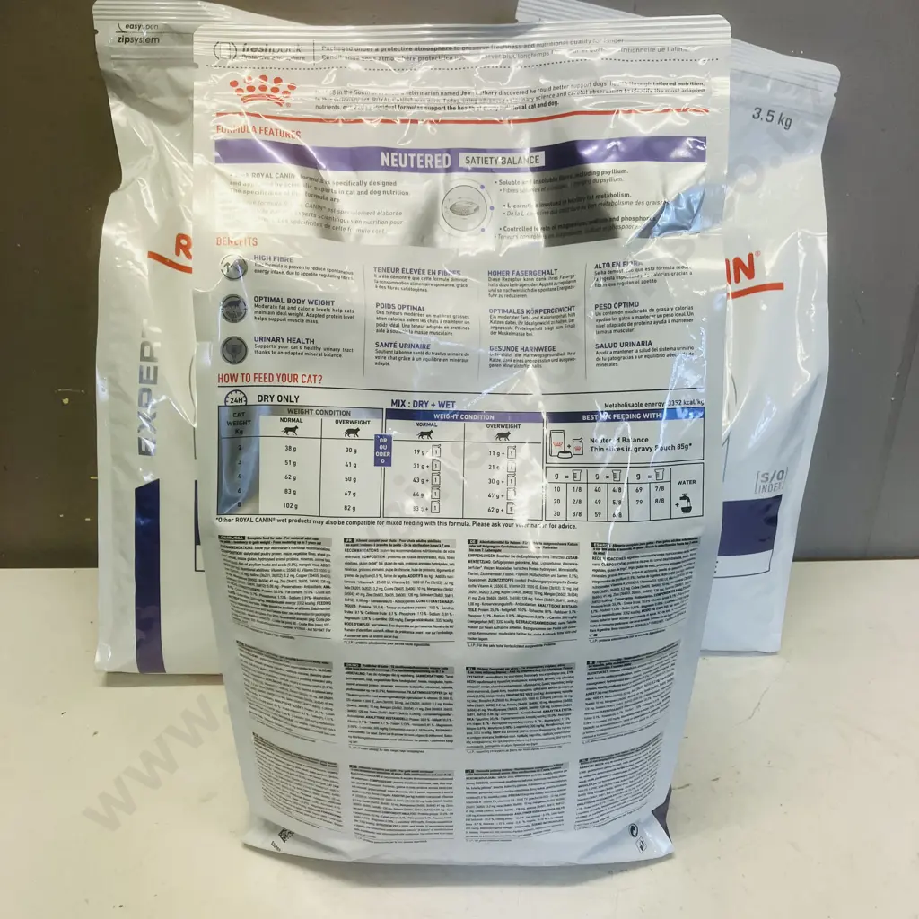 Royal Canin Expert Neutered Satiety Balance (S/O Index) - 3 x 3.5Kg Bags Image 1++