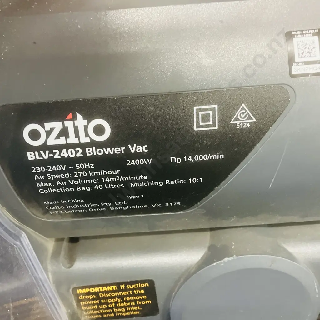 Ozito Blower Vac 2400W BLV-2402 Image 1++