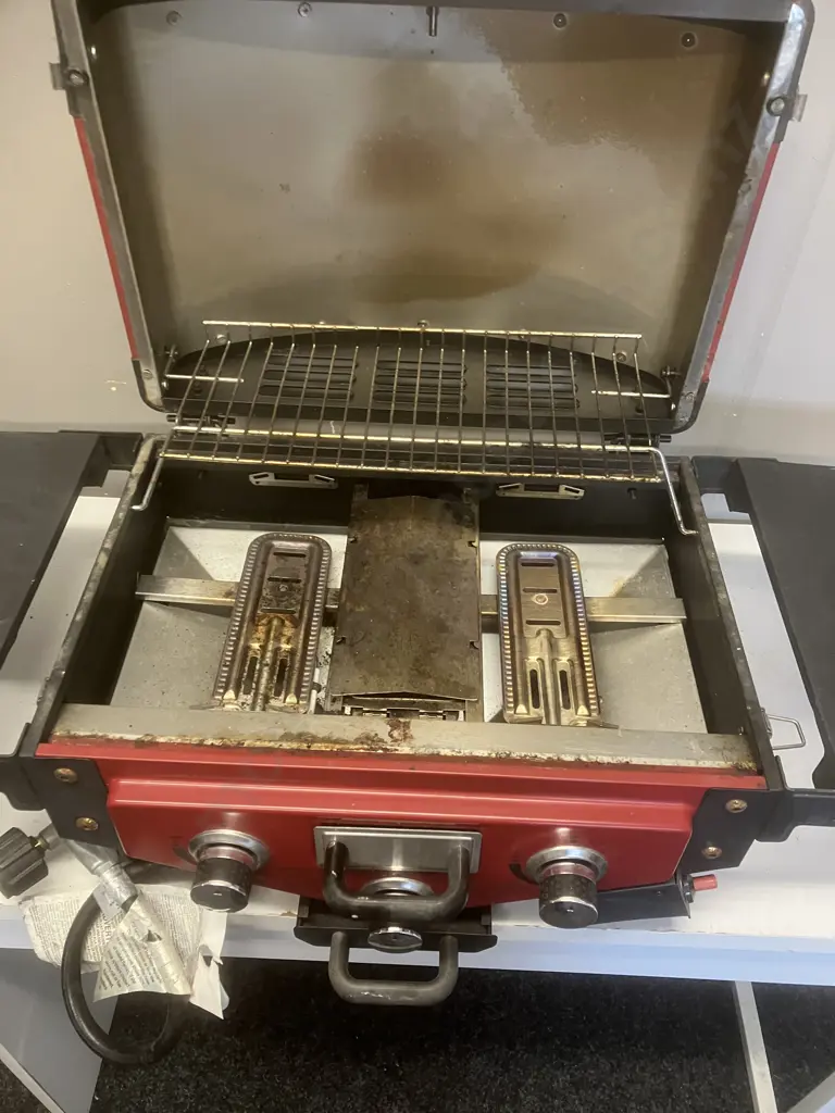 Gascraft Tailgate BBQ Grill 3 Burner Image 1++