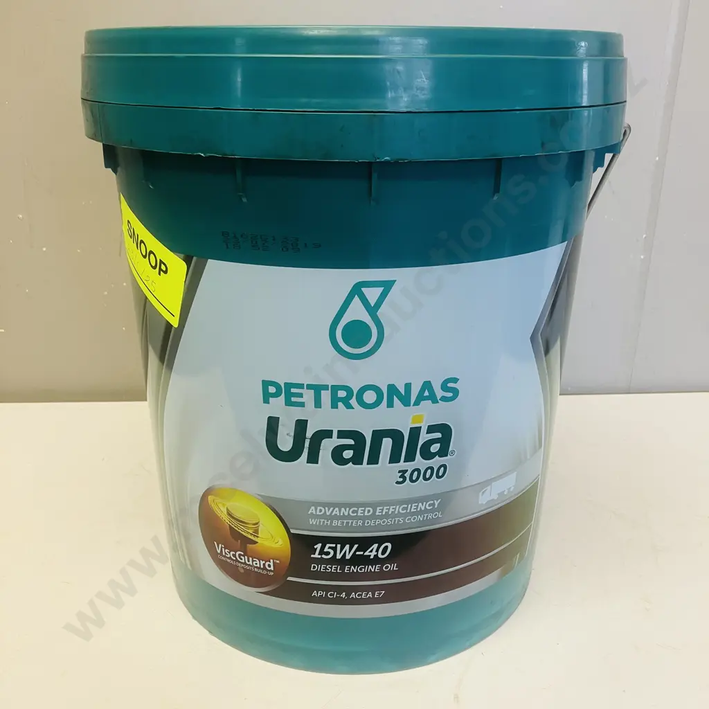 Petronas Urania 3000 15W-40 Diesel Engine Oil - 18 Litres Image 1++