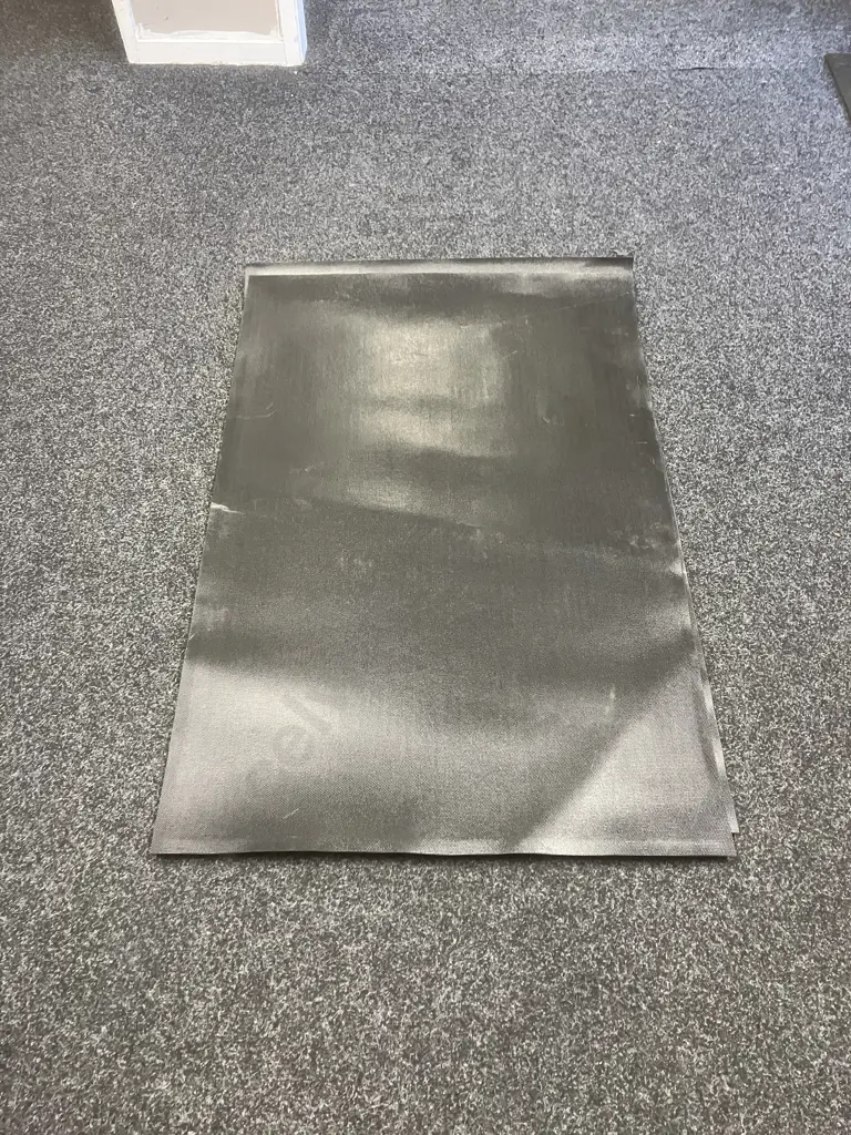 Pair of Non-Slip Indoor / Outdoor Mats. 80 x 120cm Image 1++