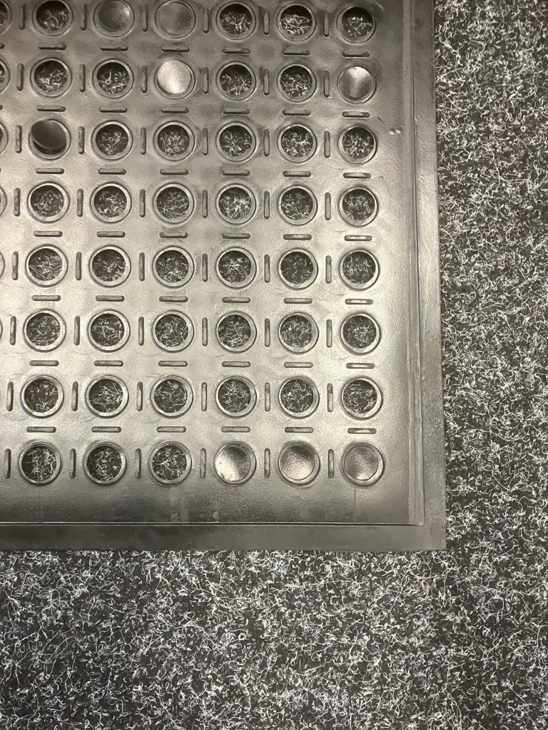 Lot of Three 'O' Cutout Pattern Non-Slip Floor Mats. 59 x 89cm Image 1++