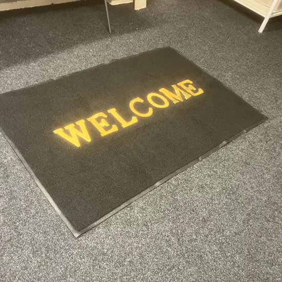 Large 117.5 x 176cm Mat With Large Welcome