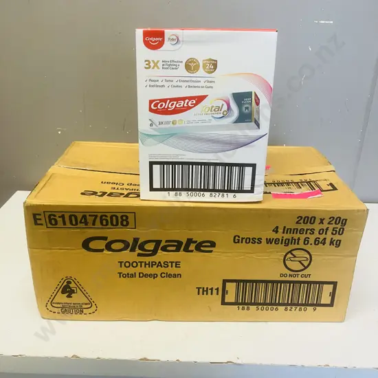 Colgate Toothpaste Total Deep Clean - 200 x 20g, 4 x Inners of 50