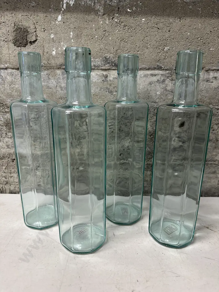Italian Vetreia Etrussa 750 ml Bottles x4  Image 1++