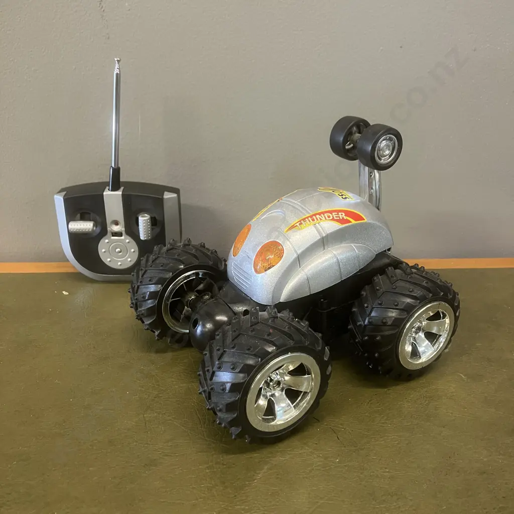 R/C Turbo Tumbler Car - 27 Mhz Image 1++